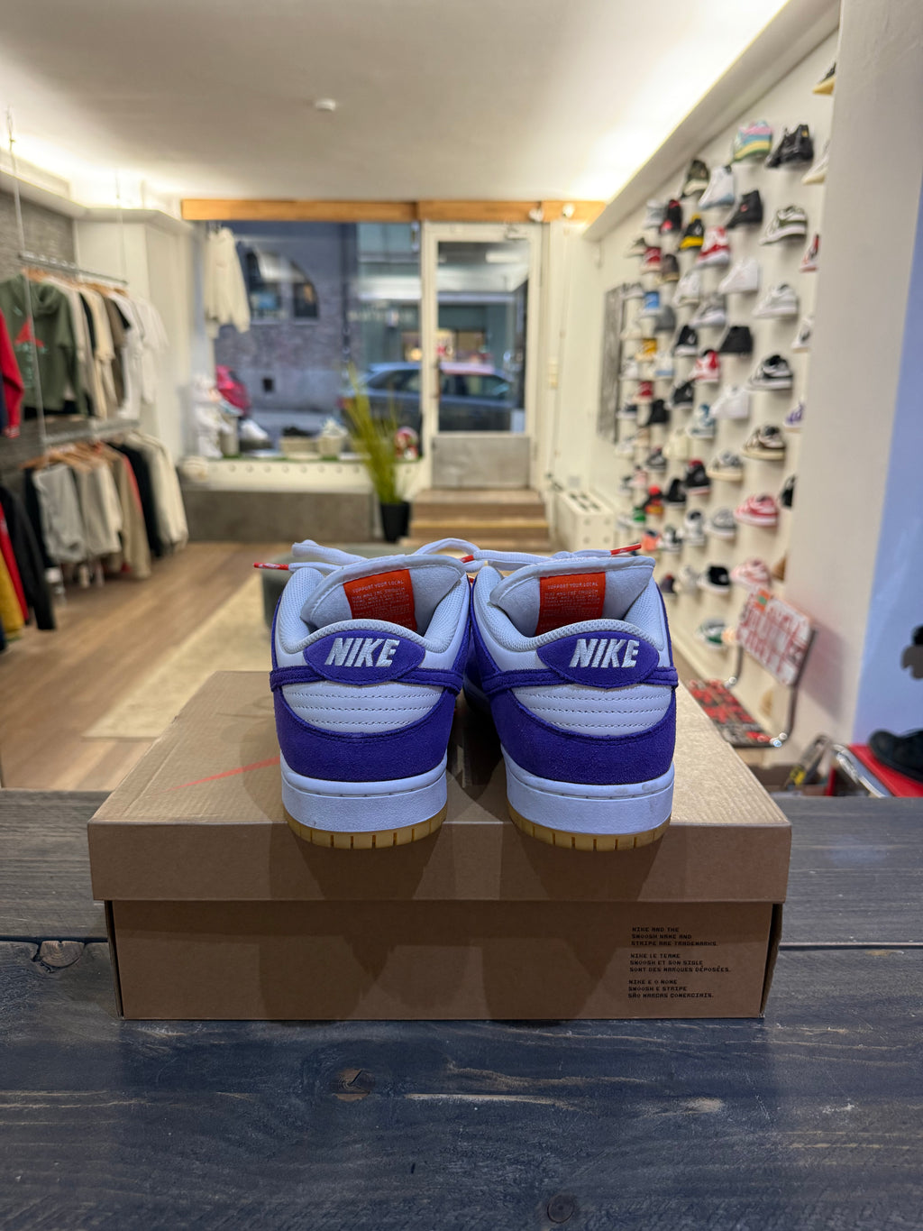 Nike SB Dunk Low Pro ISO Orange Label Court Purple (Eu: 43)