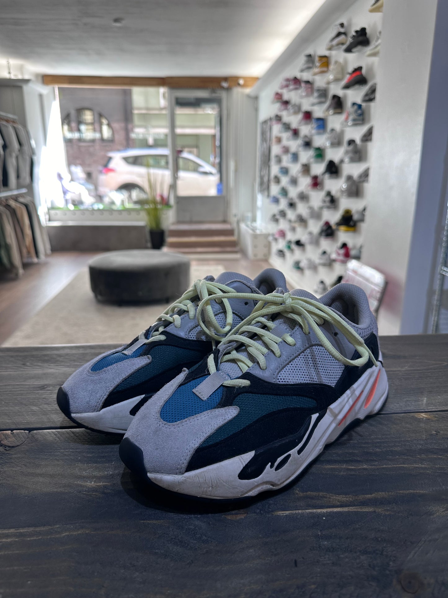 Yeezy Boost 700 Wave Runner (Eu: 41 1/3)