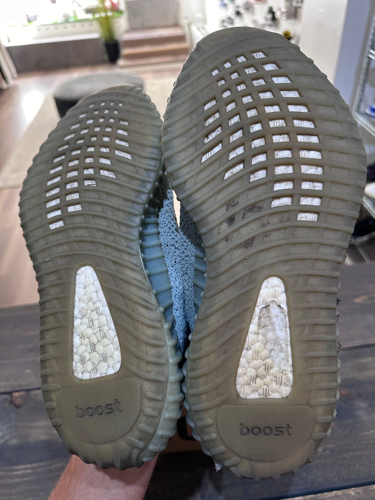 Yeezy Boost 350 V2 Salt (Eu: 41 1/3)