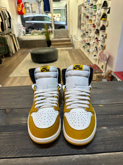 Jordan 1 Retro High OG Yellow Ochre (Eu: 45)