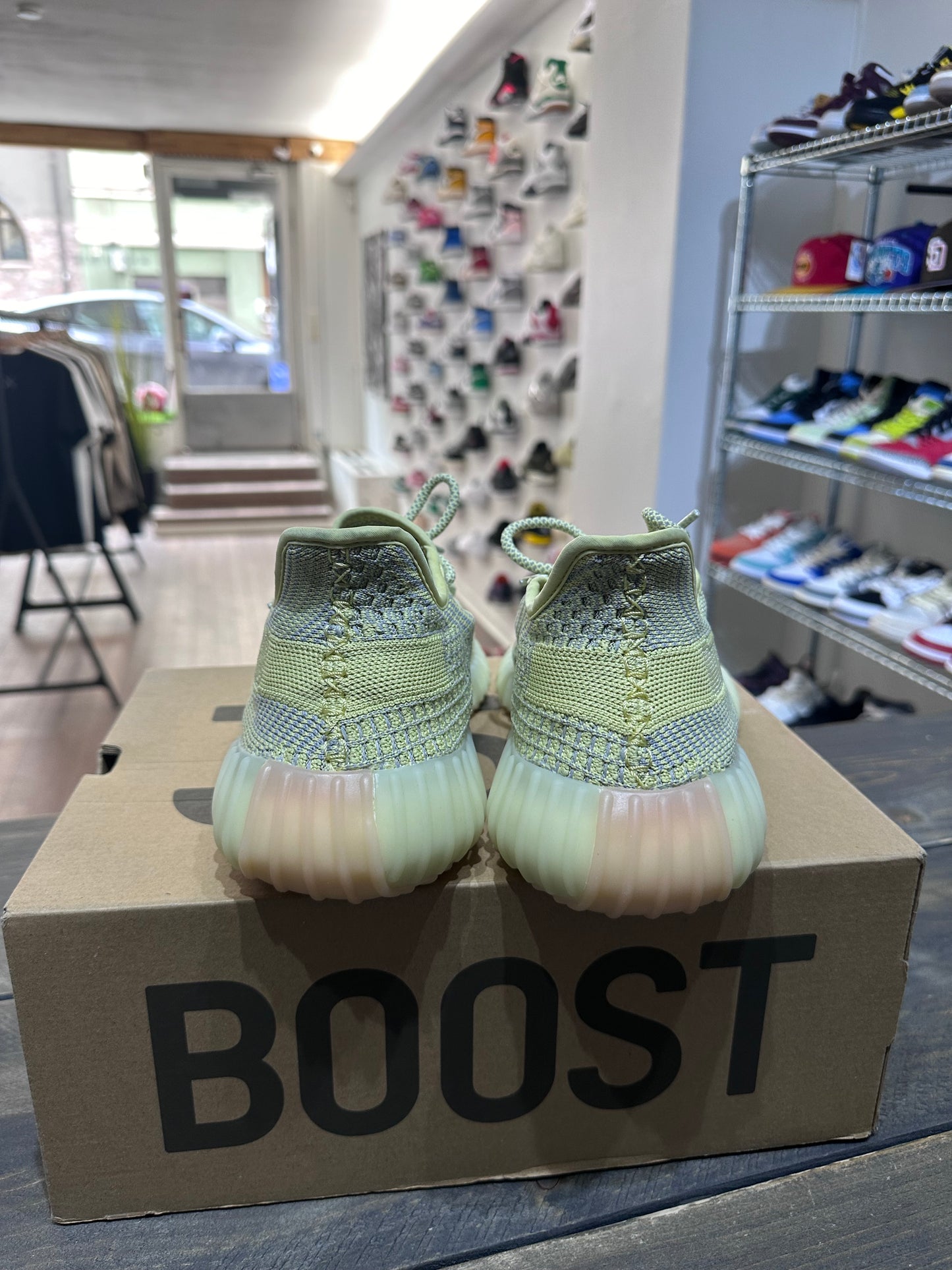 Yeezy Boost 350 V2 Antlia (Eu: 44 2/3)