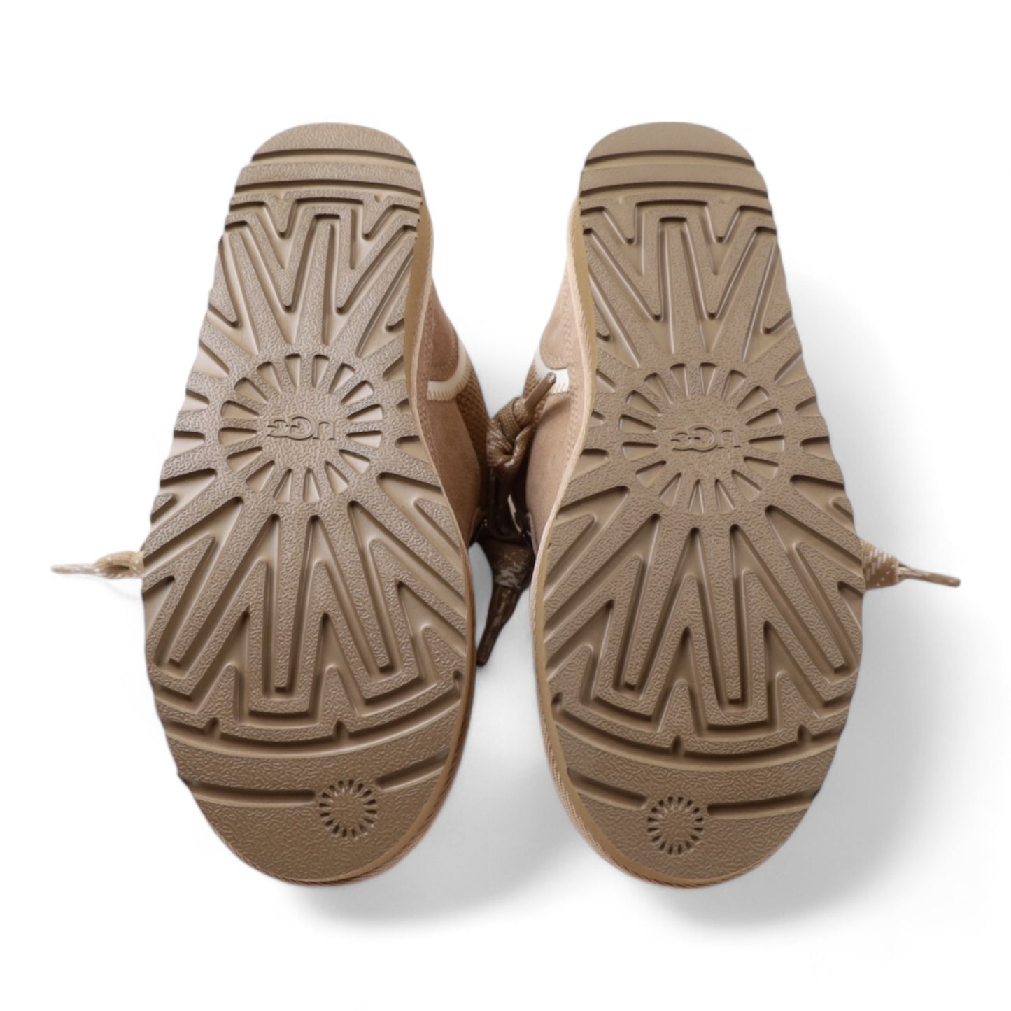 UGG Lowmel Sand (Women's)