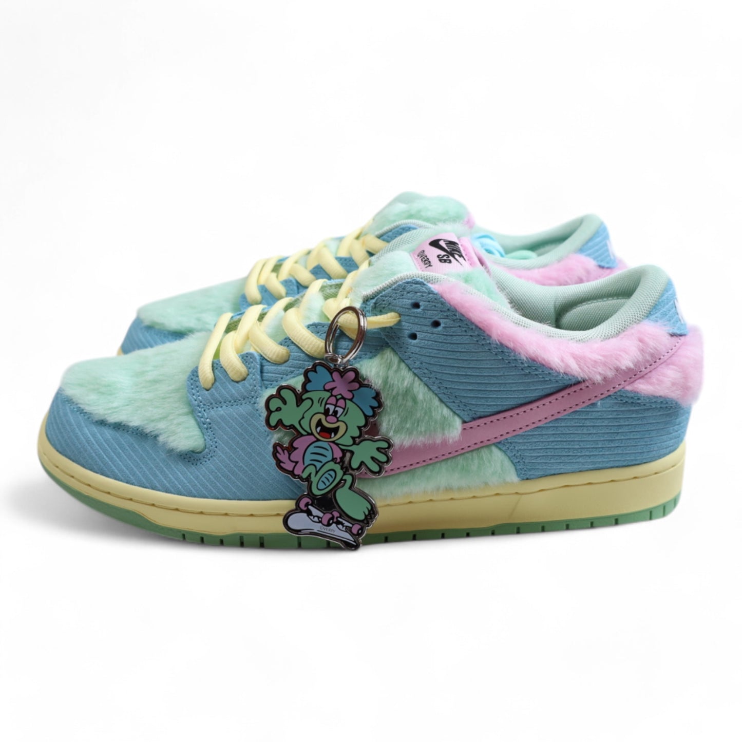 Nike SB Dunk Low Verdy Visty